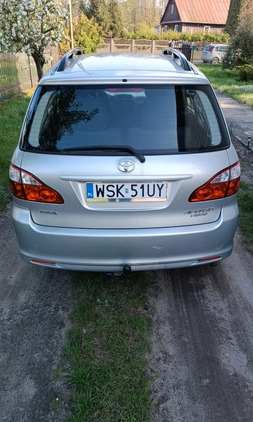 Toyota Avensis Verso cena 10900 przebieg: 310000, rok produkcji 2004 z Sławków małe 106